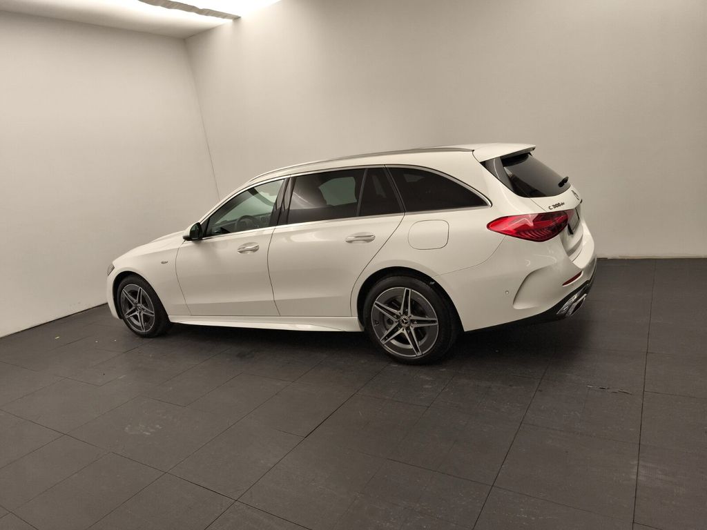 Mercedes-Benz C 300 2025
