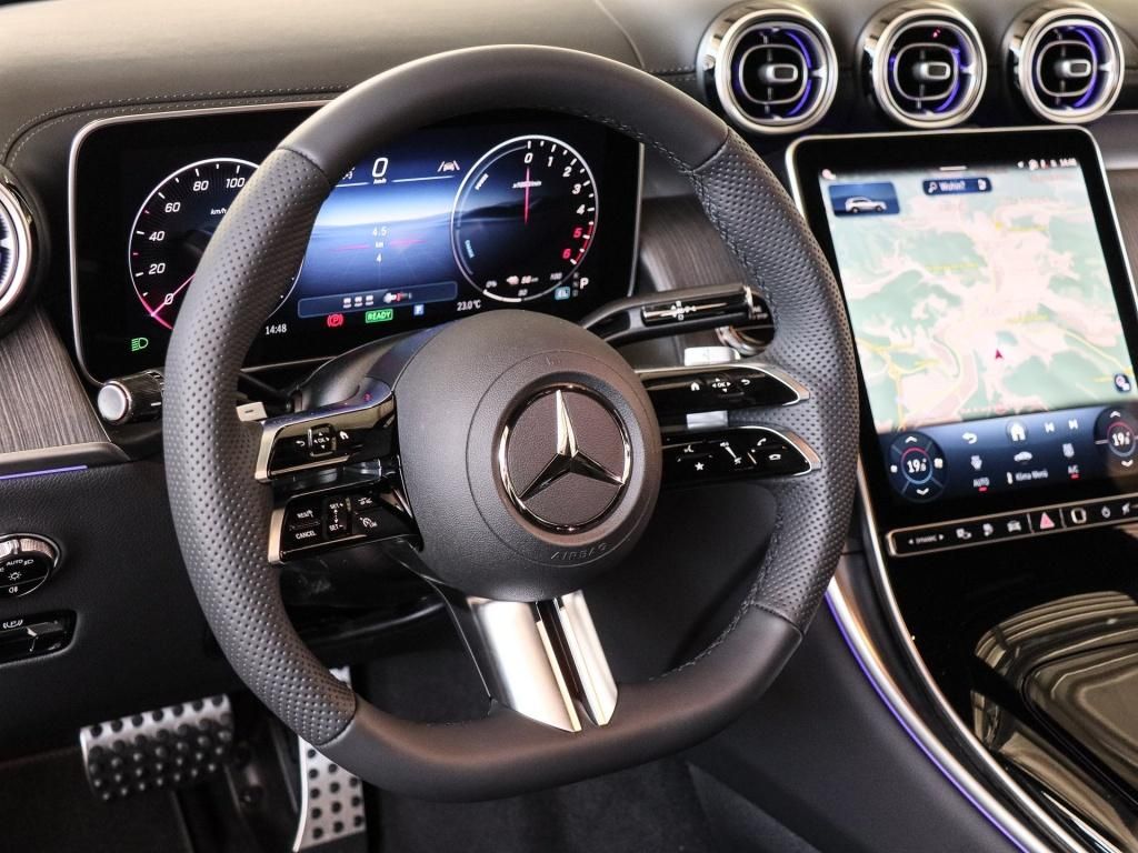 Mercedes-Benz GLC 300 2025