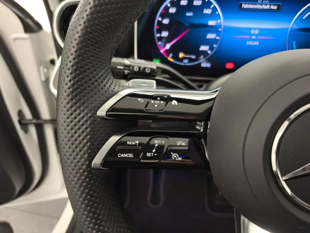 Mercedes-Benz C 300 2025