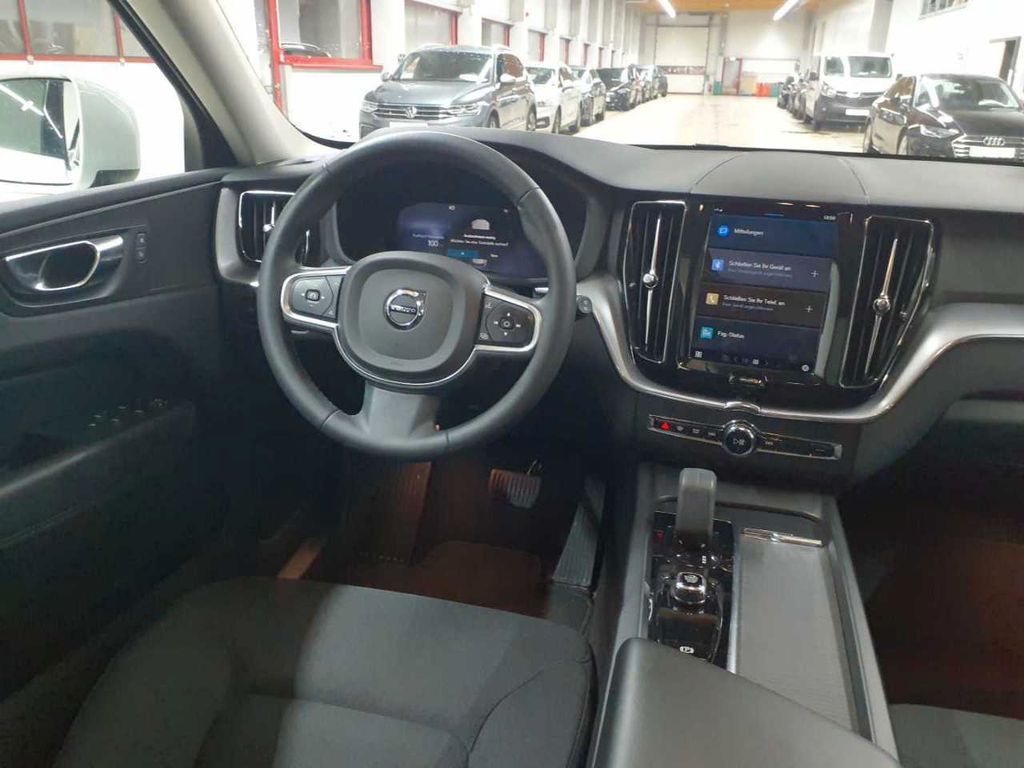 Volvo XC60 2022