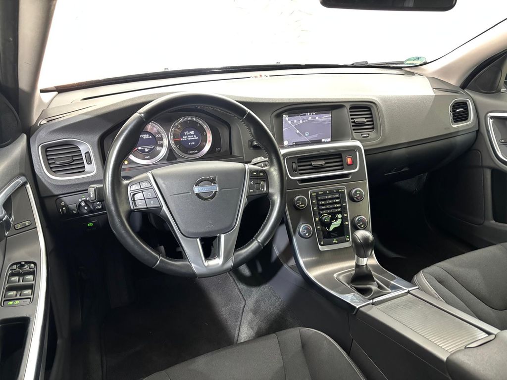Volvo V60 2013