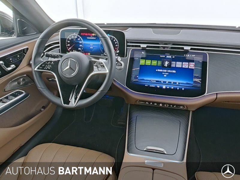 Mercedes-Benz E 300 2025