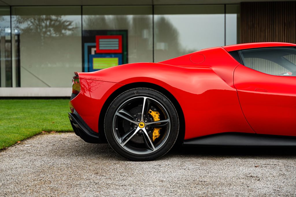 Ferrari 296 GTB 2024