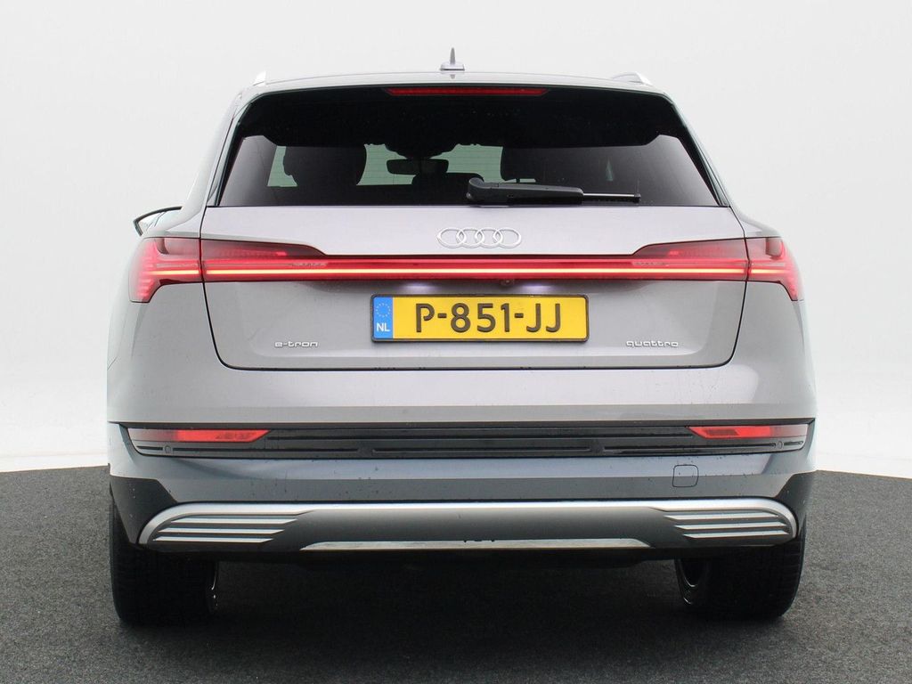 Audi e-tron 2021