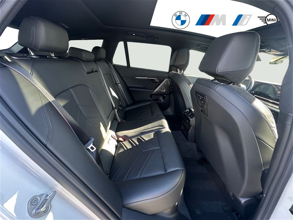 BMW i5 2025