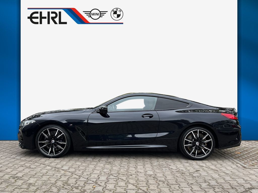 BMW M850 2022