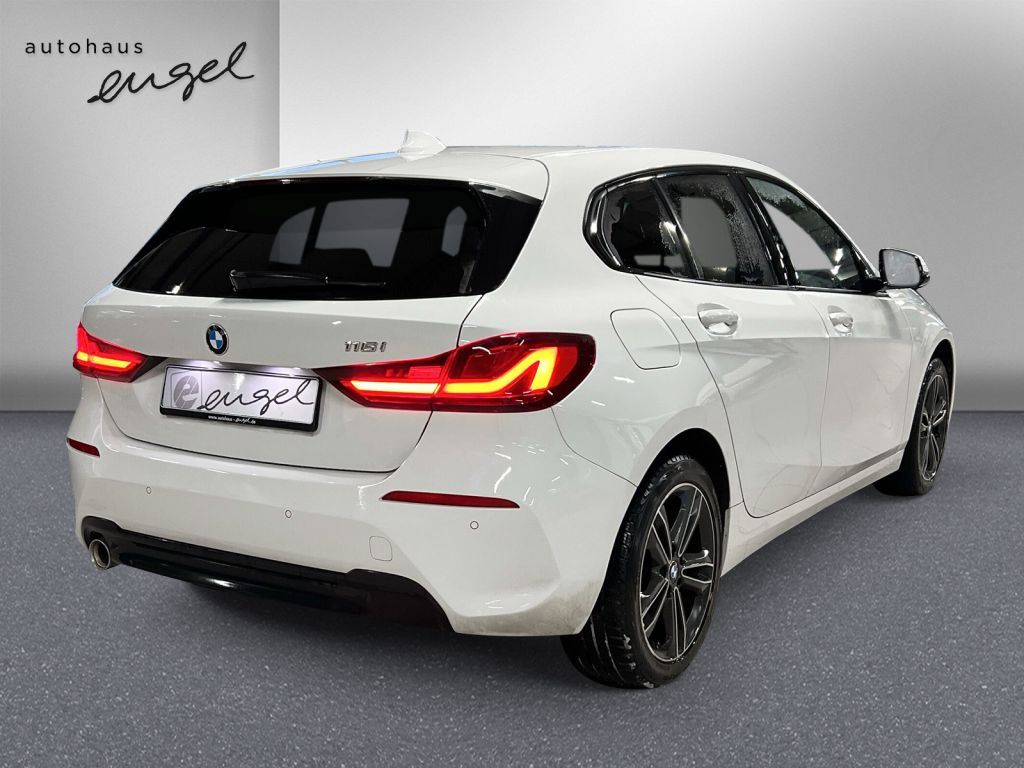 BMW 116 2024