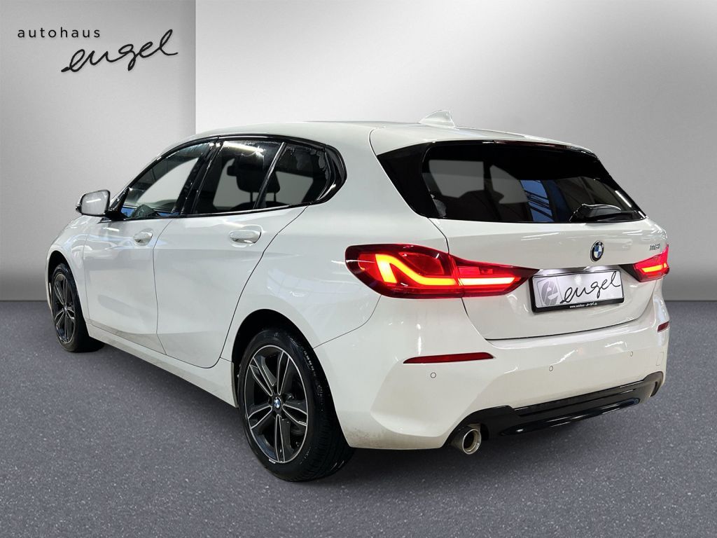 BMW 116 2024