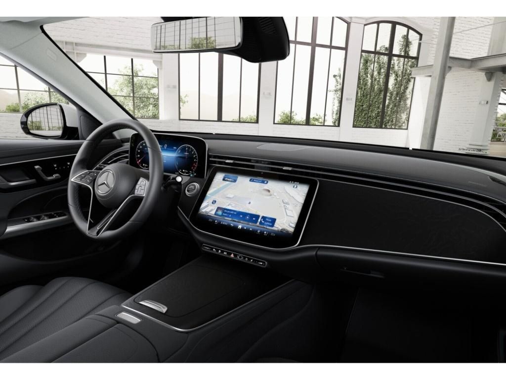 Mercedes-Benz E 300 2025