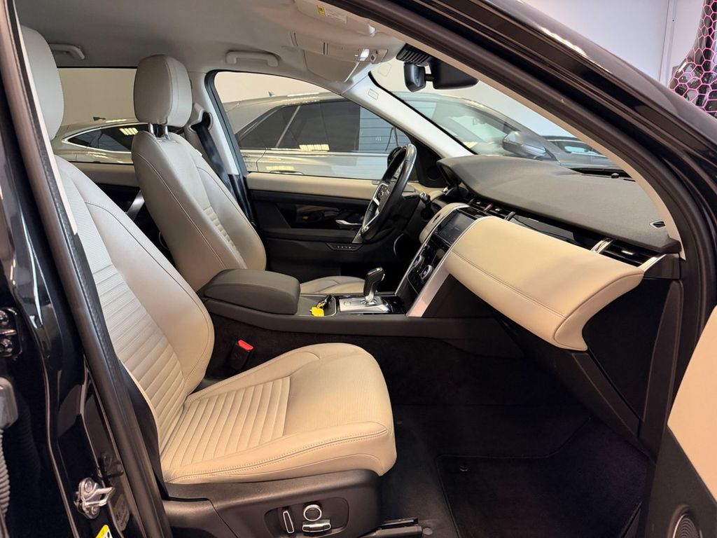 Land Rover Discovery Sport 2022