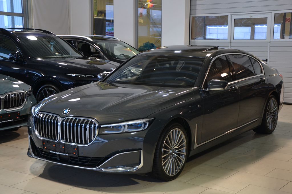BMW 740 2022