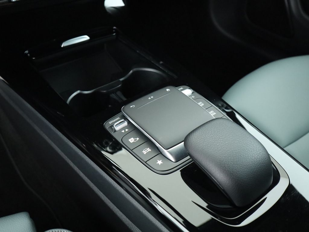 Mercedes-Benz CLA 250 2023