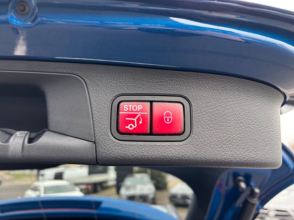 Mercedes-Benz EQA 2024