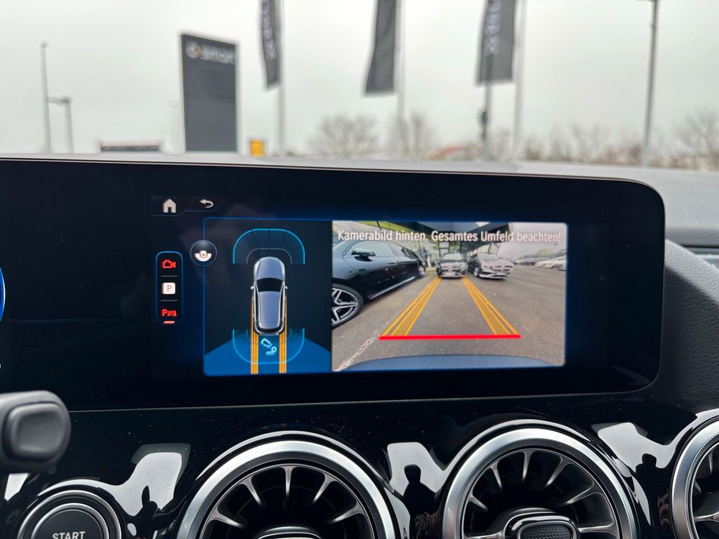 Mercedes-Benz EQA 2024