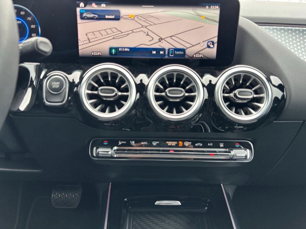 Mercedes-Benz EQA 2024