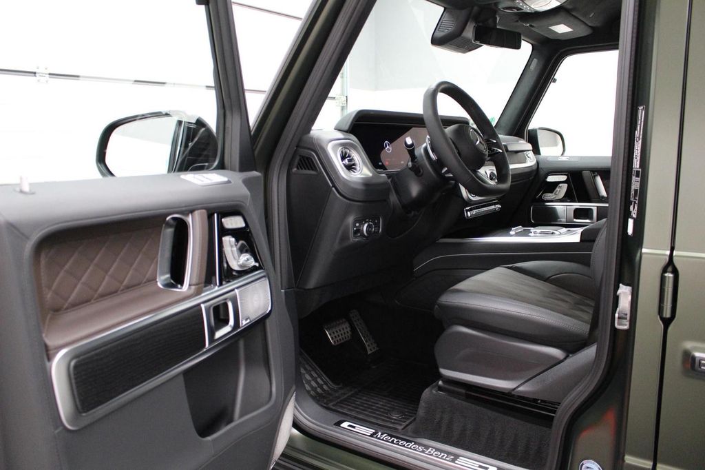 Mercedes-Benz G 450 2025