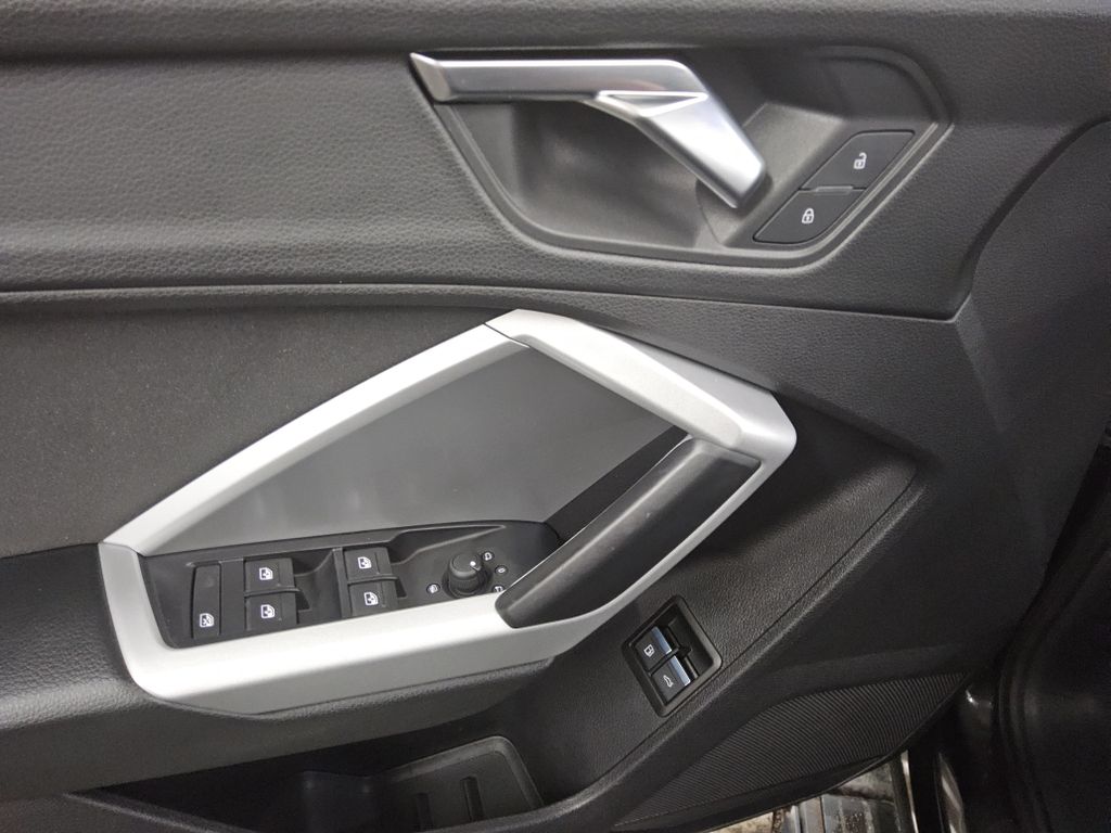 Audi Q3 2021