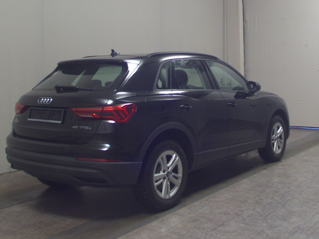 Audi Q3 2021