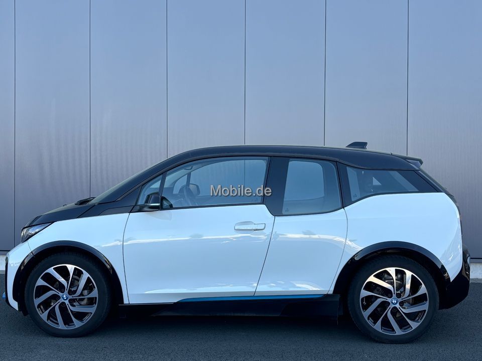 BMW i3 2022