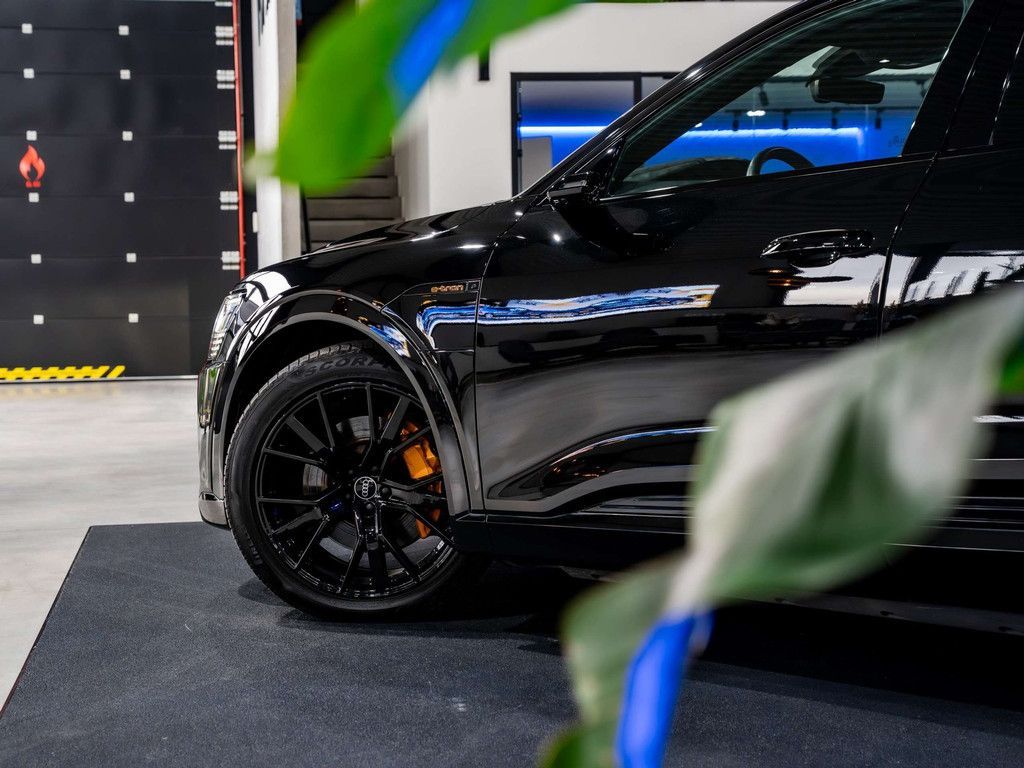 Audi e-tron 2022