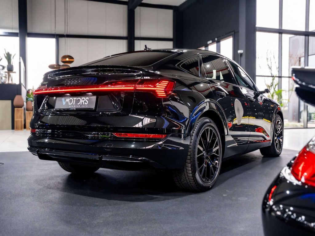 Audi e-tron 2022