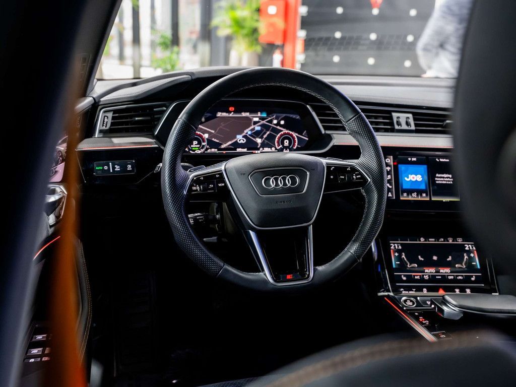 Audi e-tron 2022