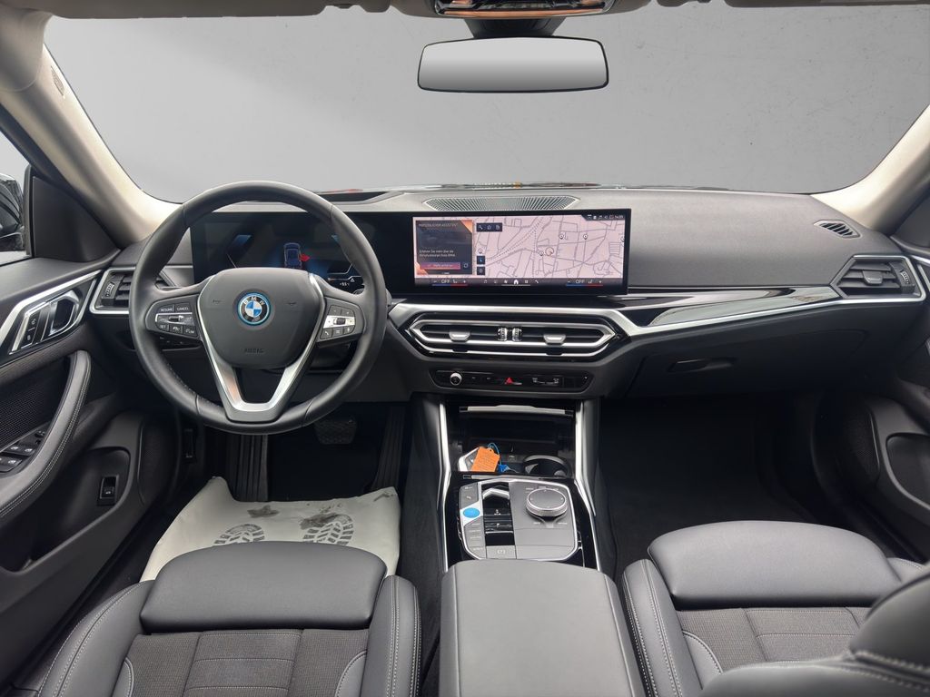 BMW i4 2023