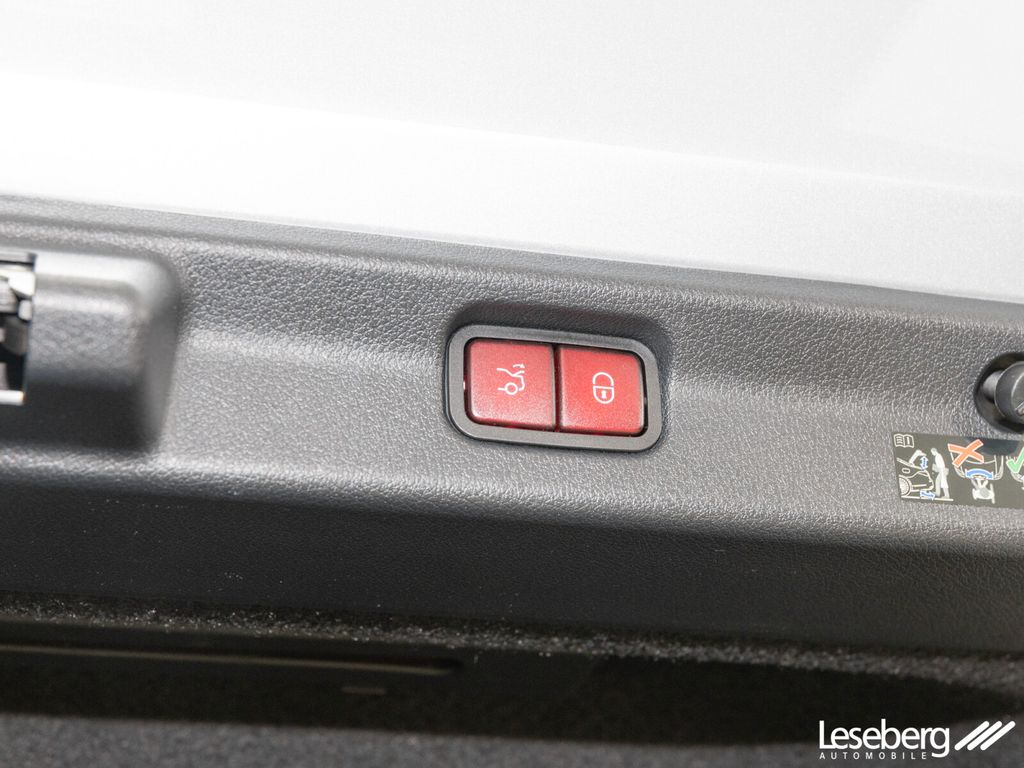 Mercedes-Benz EQE 2025