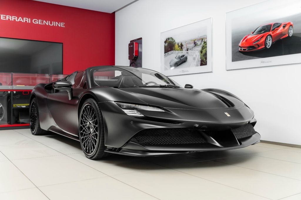 Ferrari SF90 2024