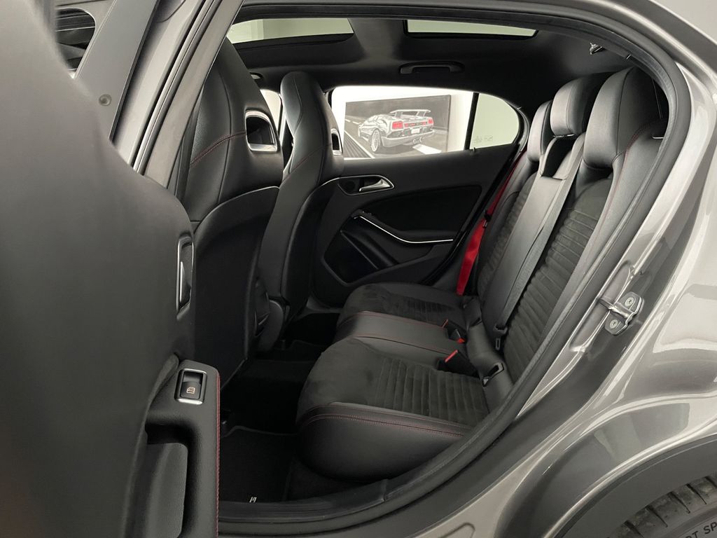 Mercedes-Benz GLA 45 AMG 2018