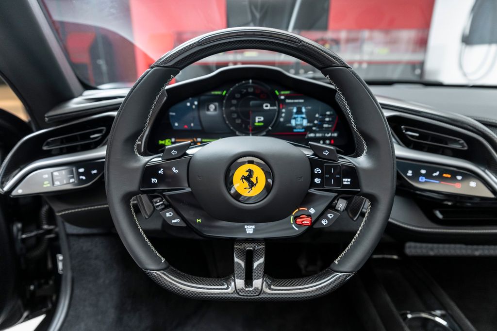 Ferrari SF90 2024