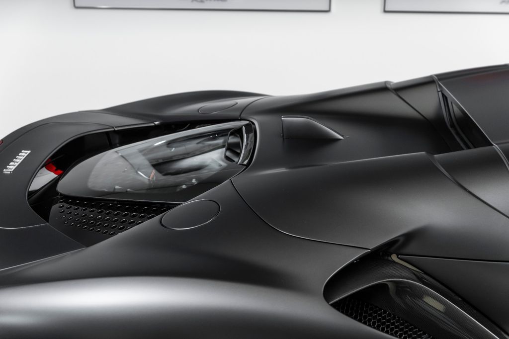 Ferrari SF90 2024