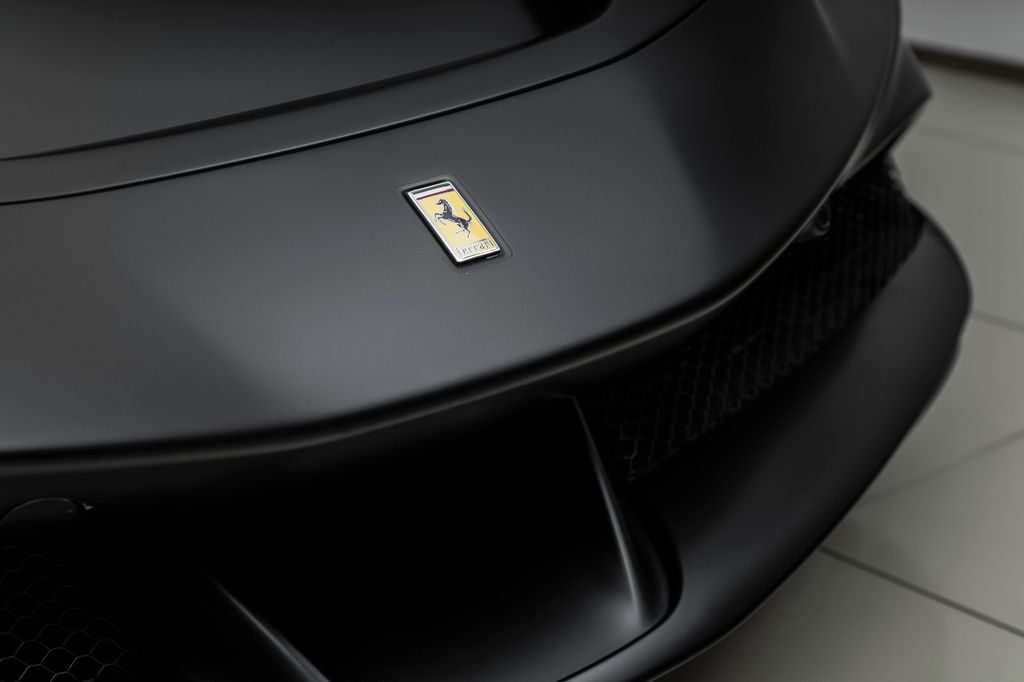 Ferrari SF90 2024