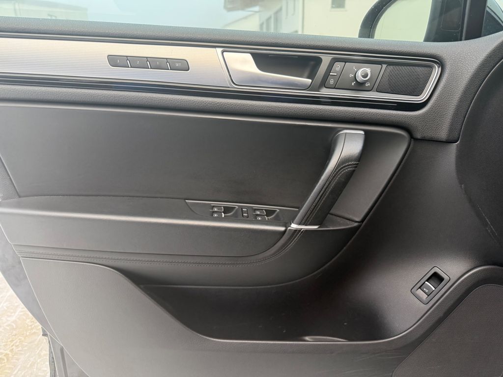 Volkswagen Touareg 2016