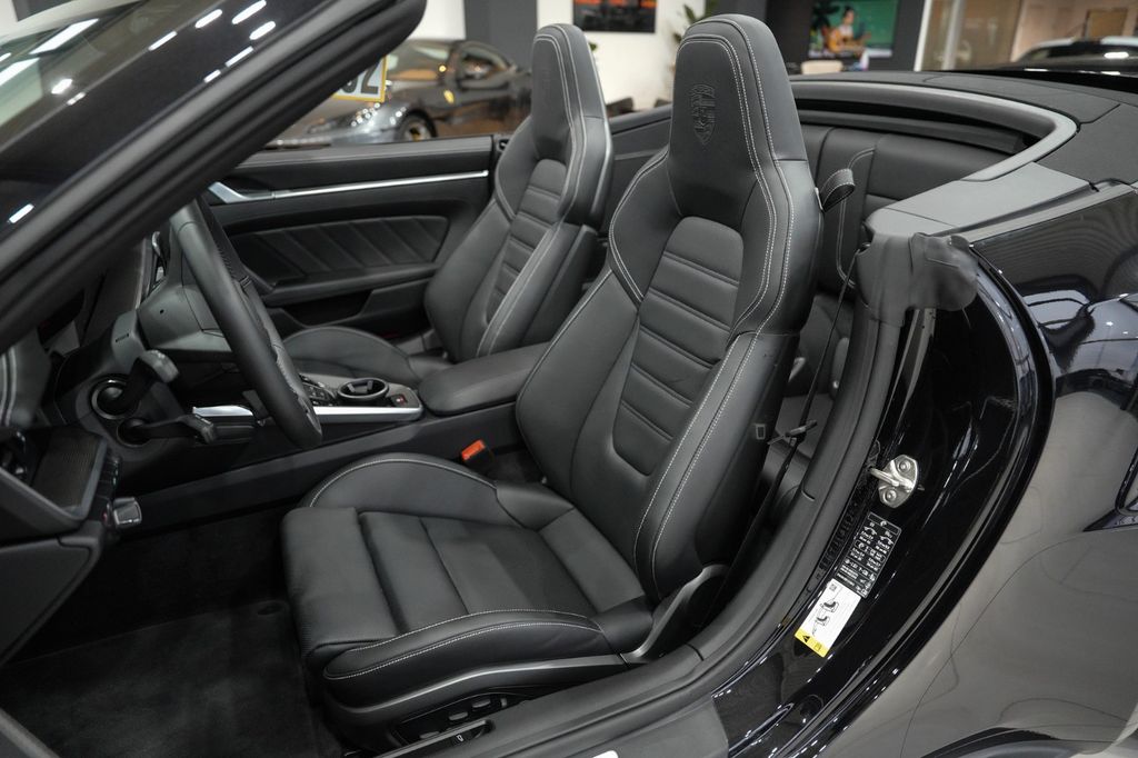 Porsche 992 2024