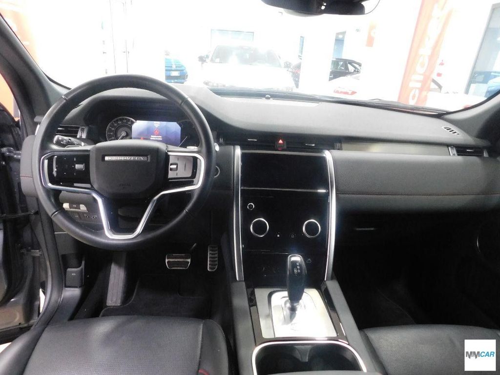 Land Rover Discovery Sport 2022