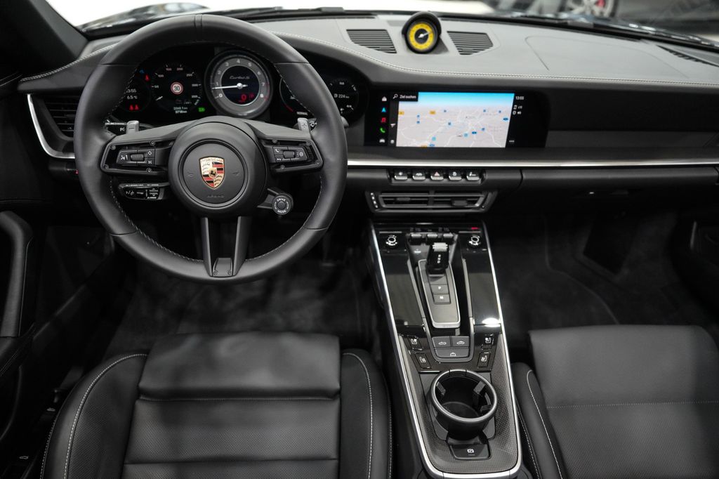 Porsche 992 2024