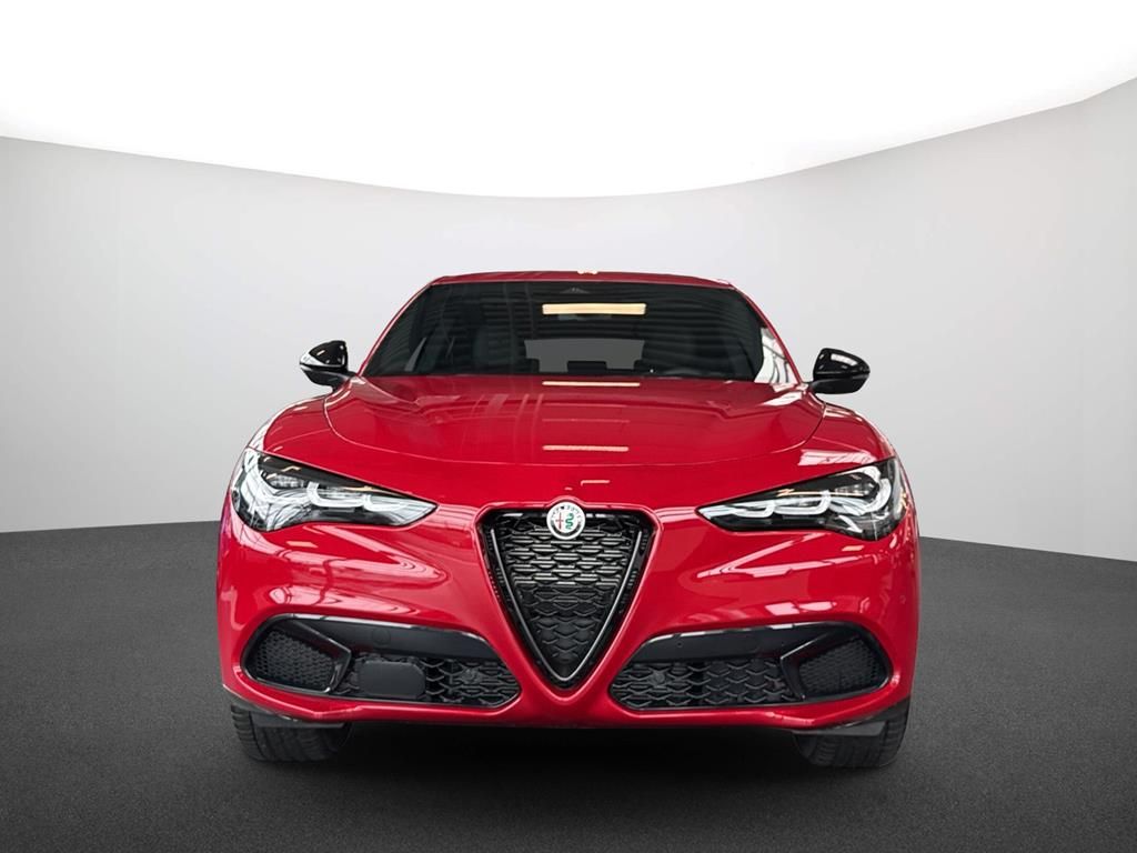 Alfa Romeo Stelvio 2025