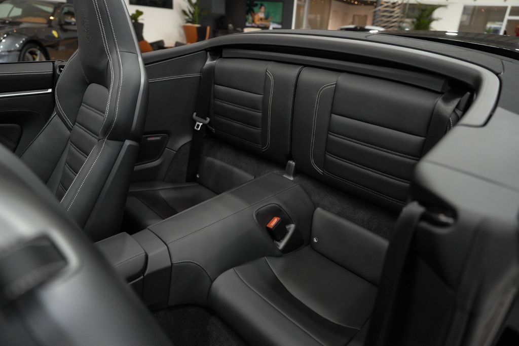 Porsche 992 2024