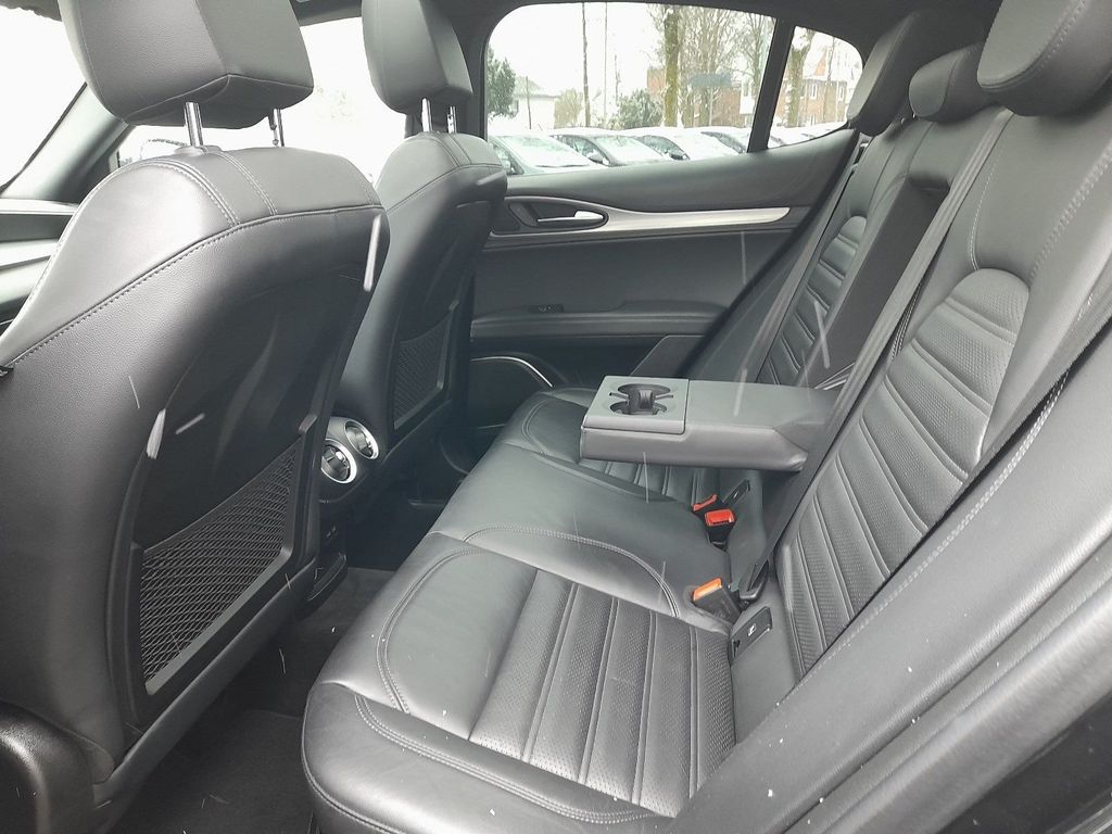 Alfa Romeo Stelvio 2019