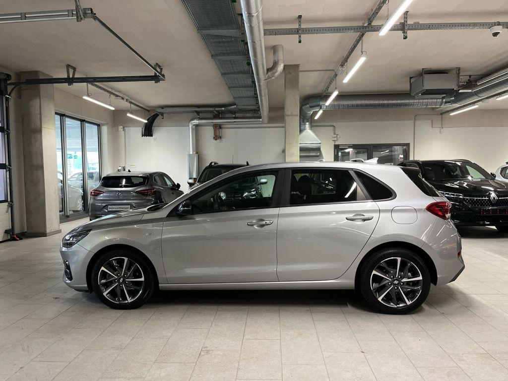 Hyundai i30 2022