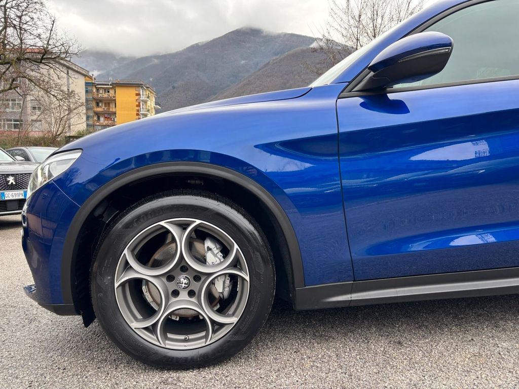 Alfa Romeo Stelvio 2022