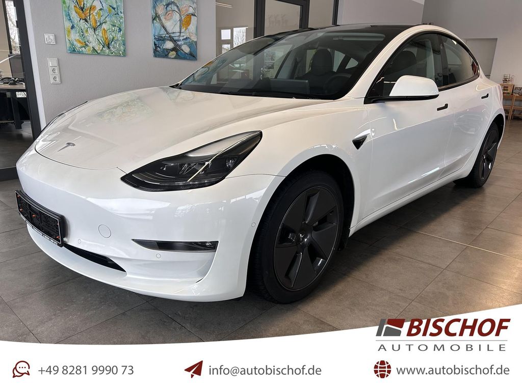 Tesla Model 3 2022