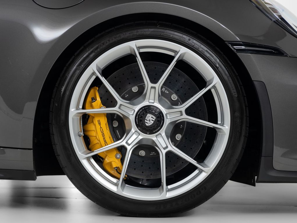 Porsche 992 2022