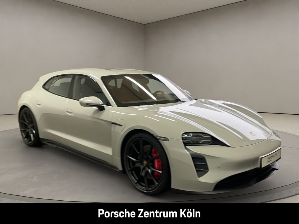 Porsche Taycan 2023