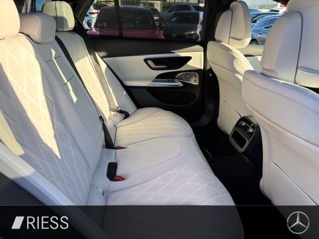 Mercedes-Benz E 300 2025