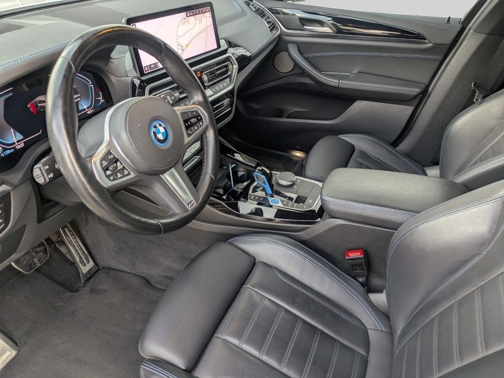 BMW iX3 2022