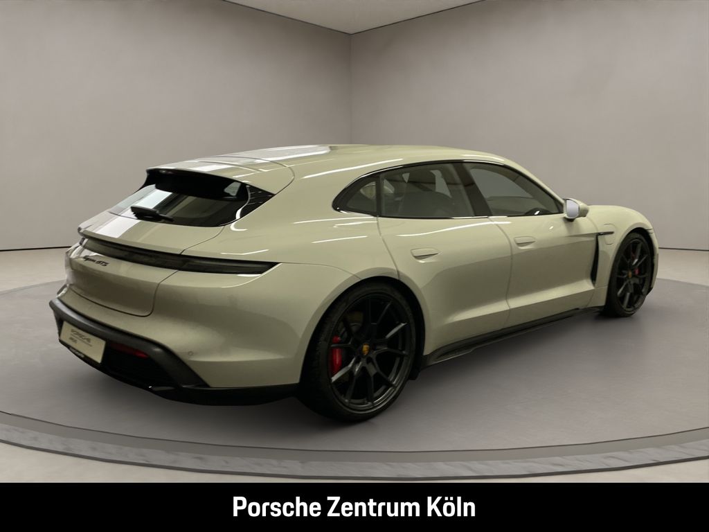 Porsche Taycan 2023