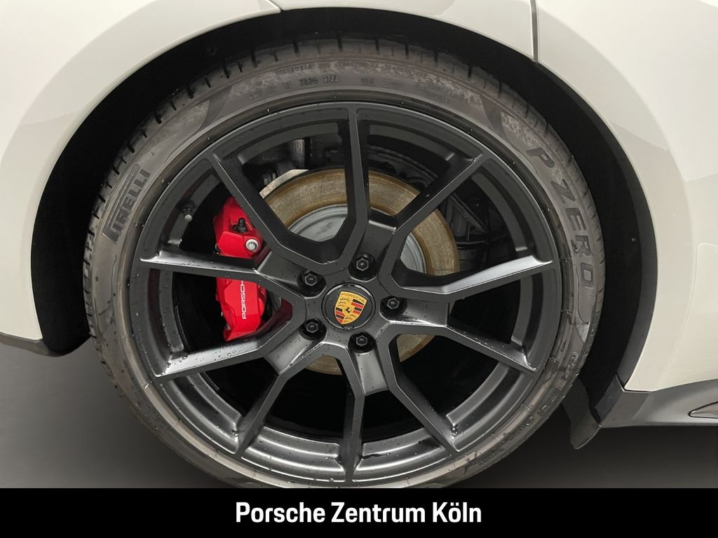 Porsche Taycan 2023