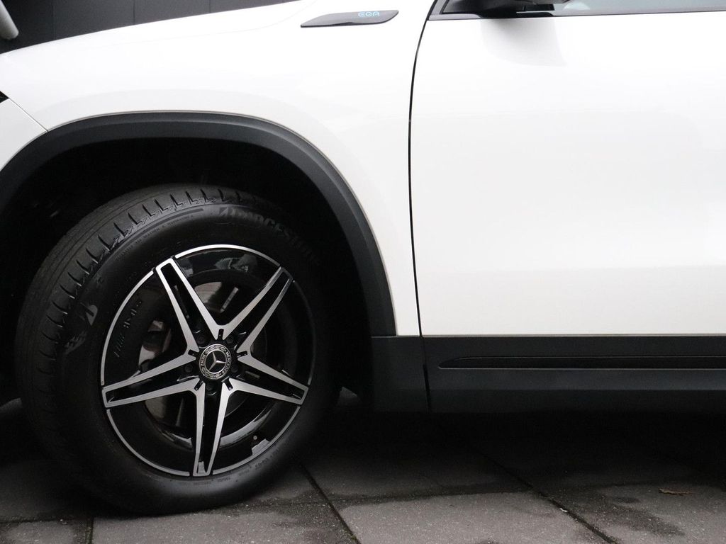 Mercedes-Benz EQA 2021